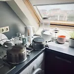 Cosy Rooftop In Center *