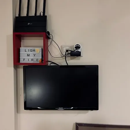 Cosy Rooftop In Center