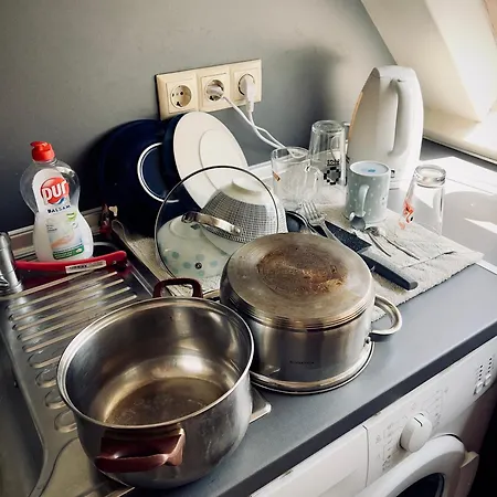 Cosy Rooftop In Center Szófia