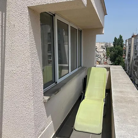 Cosy Rooftop In Center Daire